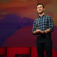 How craving attention makes you less creative | Joseph Gordon-Levitt