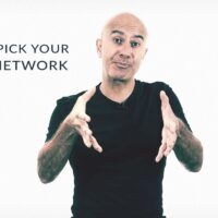 How to Pick Your Social Network | Robin Sharma