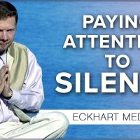 A Meditation to Hear the Silence and Calm the Voice Inside | Eckhart Tolle » August 9, 2022 » A Meditation to Hear the Silence and Calm the Voice
