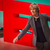 Never, ever give up | Diana Nyad