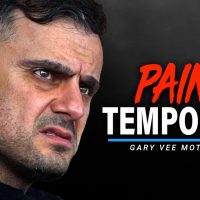 PAIN IS TEMPORARY - Gary Vaynerchuk's Ultimate Advice for Students & Young People