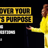 Ask these questions to find your soul's purpose and your authentic voice | @LisaNichols